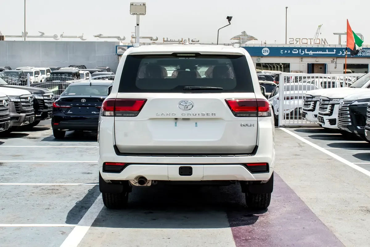 Toyota Land Cruiser 4.0 AT 4WD (275 حصان) - 6