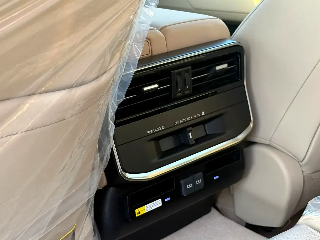 Toyota Land Cruiser 4.0 AT 4WD (275 hp) - 10