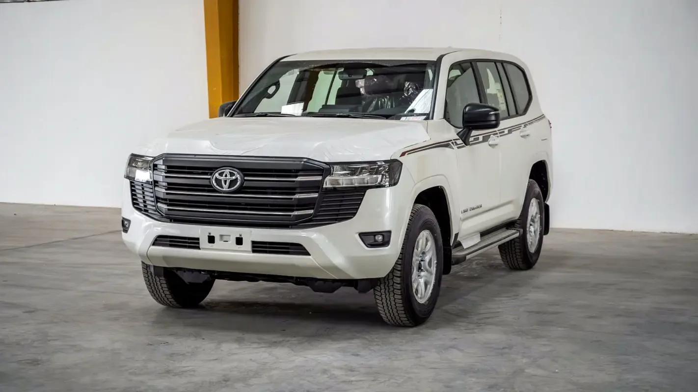 Toyota Land Cruiser 4.0 AT 4WD (275 hp)