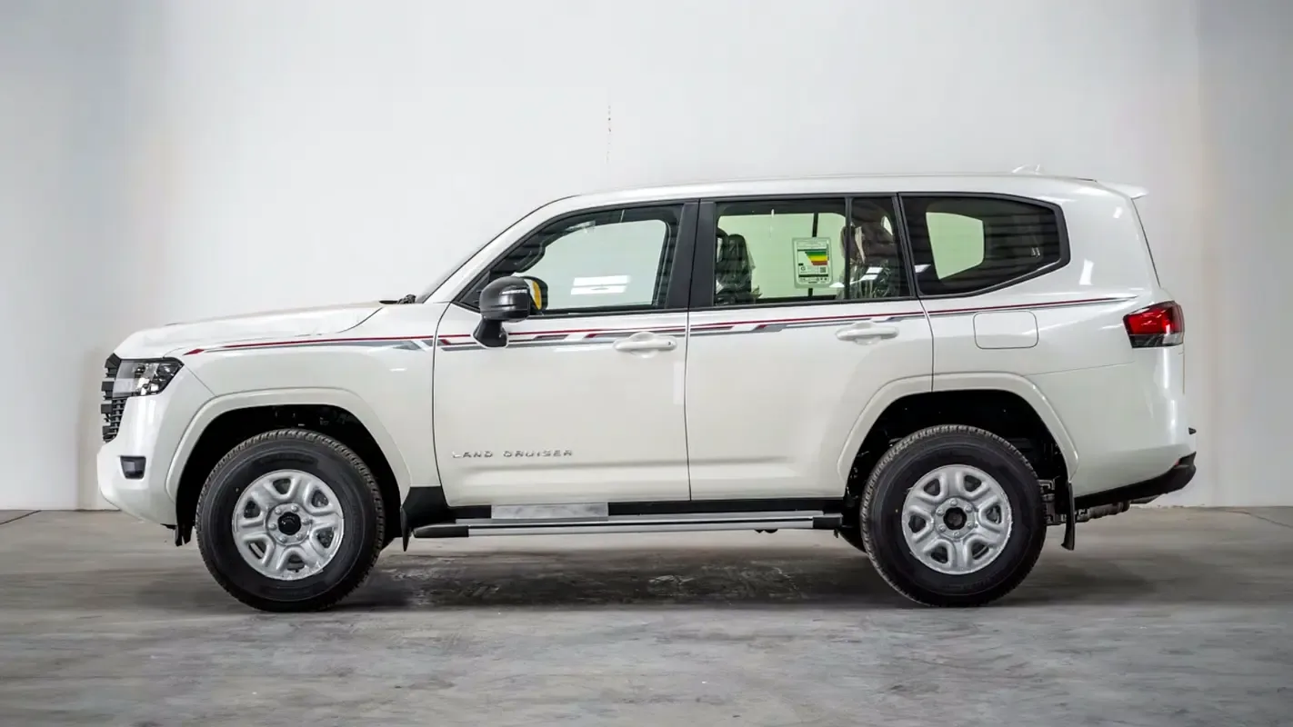 Toyota Land Cruiser 4.0 AT 4WD (275 حصان) - 4