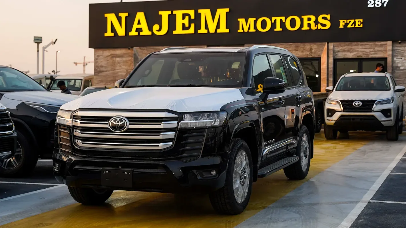 Toyota Land Cruiser 4.0 AT 4WD (275 hp)