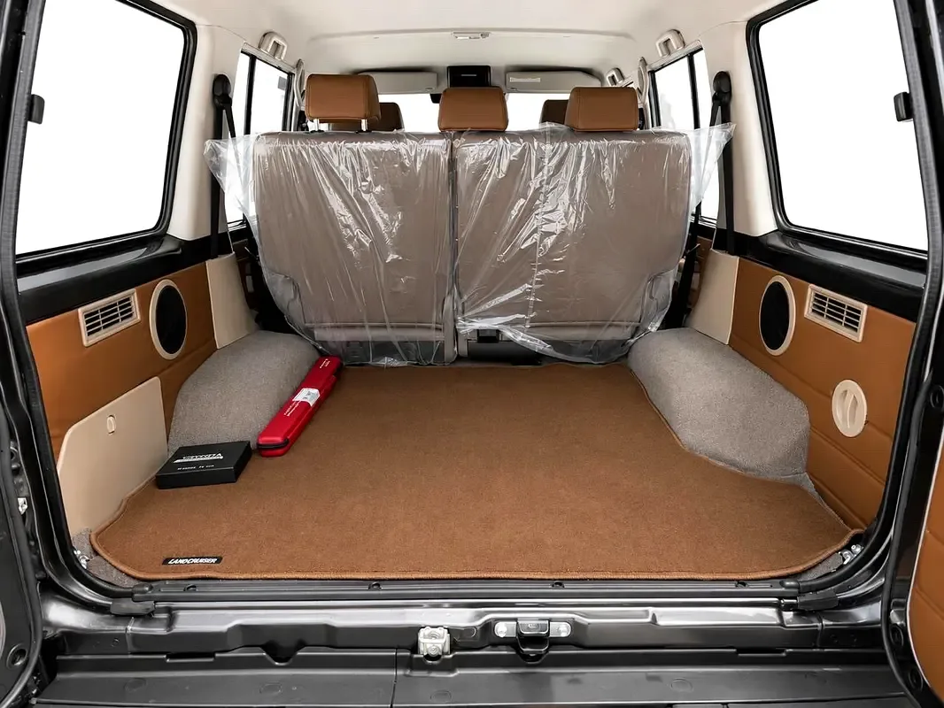 Toyota Land Cruiser 4.0 AT 4WD (275 حصان) - 15