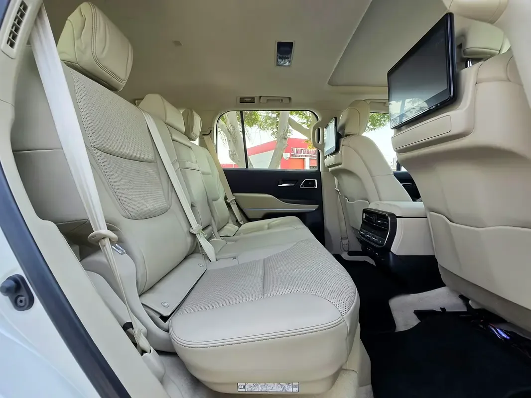 Toyota Land Cruiser 4.0 AT 4WD (275 hp) - 8