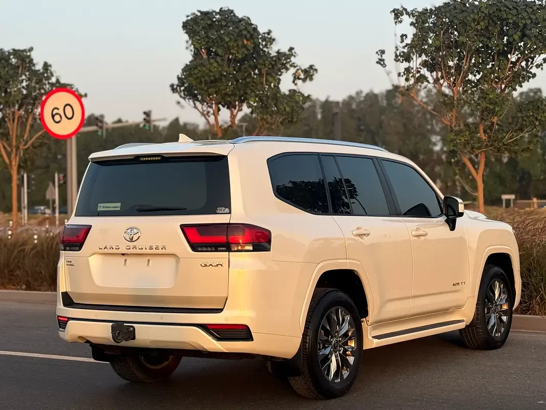 Toyota Land Cruiser 4.0 AT 4WD (275 hp) - 6