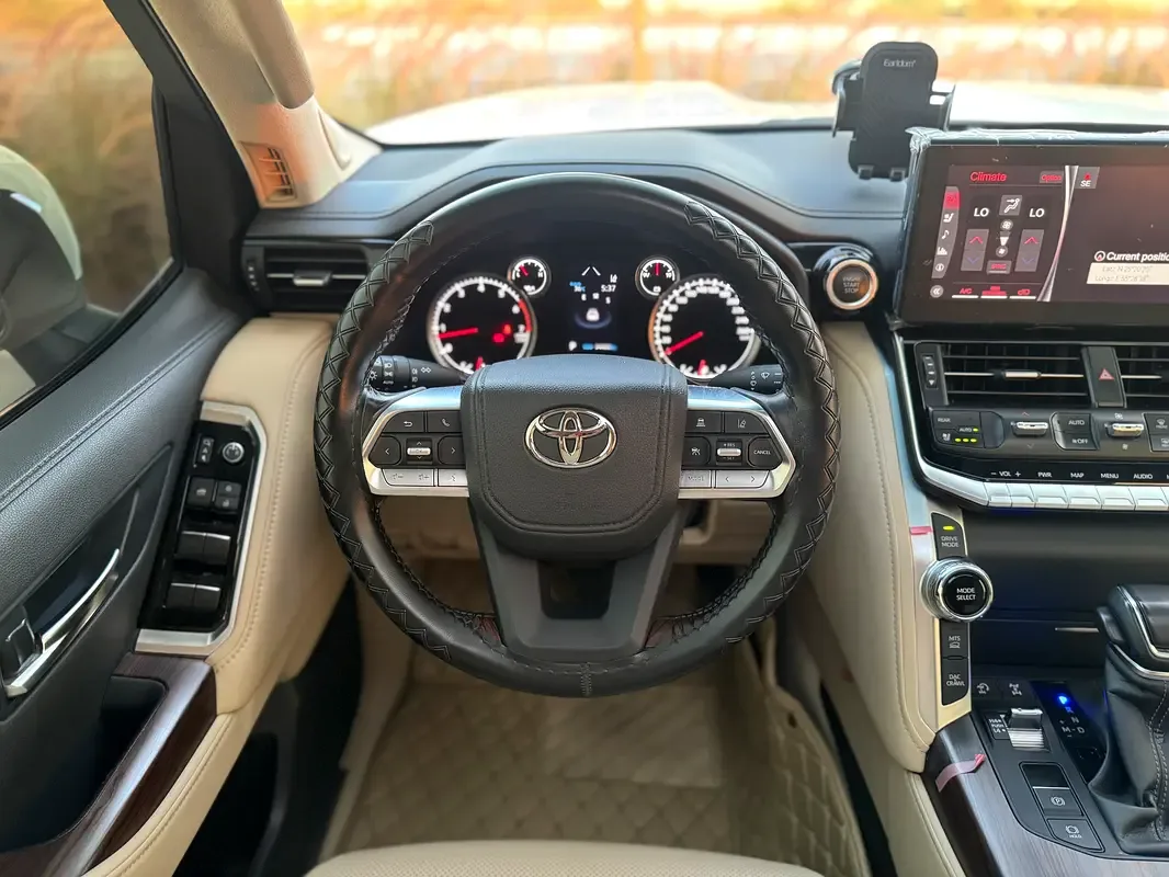 Toyota Land Cruiser 4.0 AT 4WD (275 hp) - 9