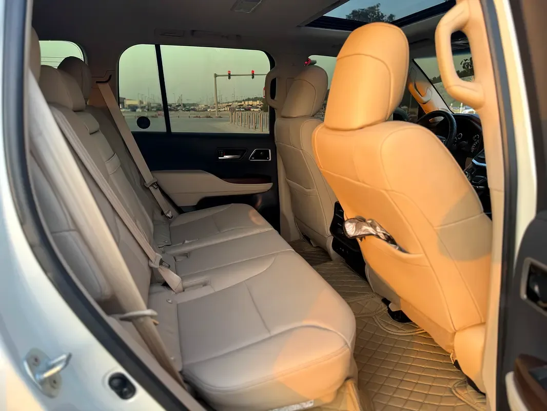 Toyota Land Cruiser 4.0 AT 4WD (275 hp) - 14