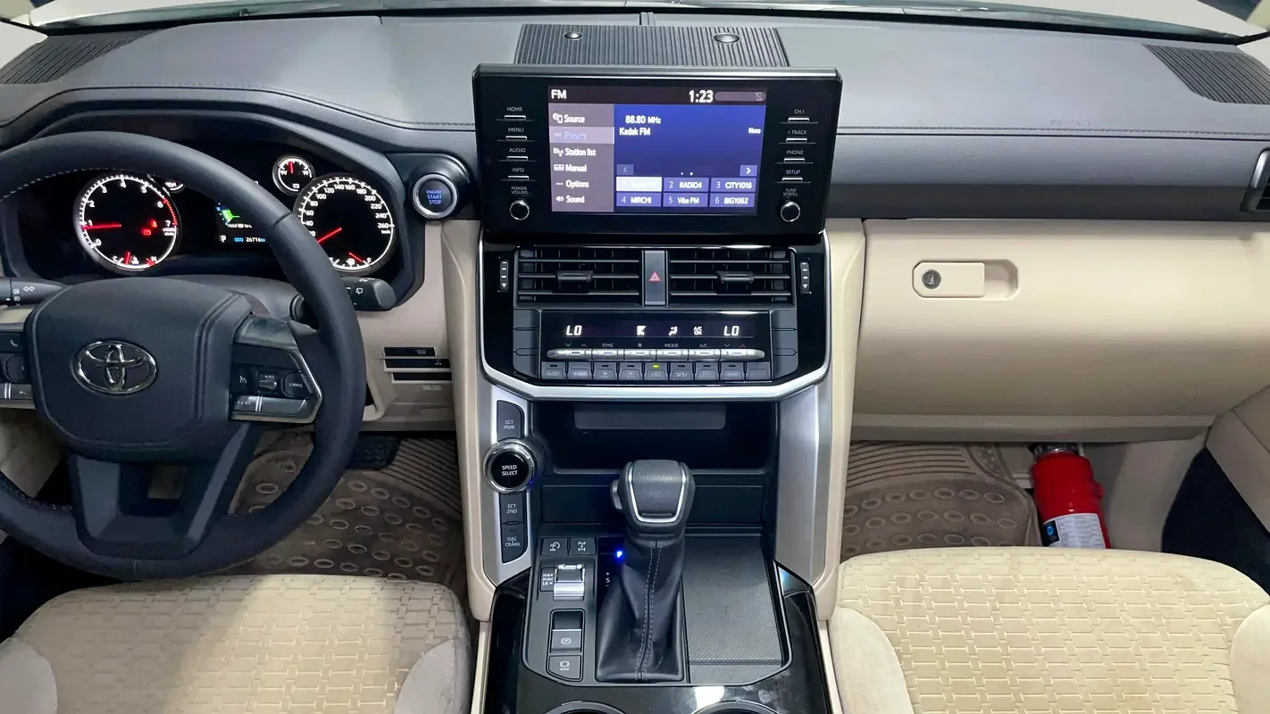 Toyota Land Cruiser 4.0 AT 4WD (275 حصان) - 7