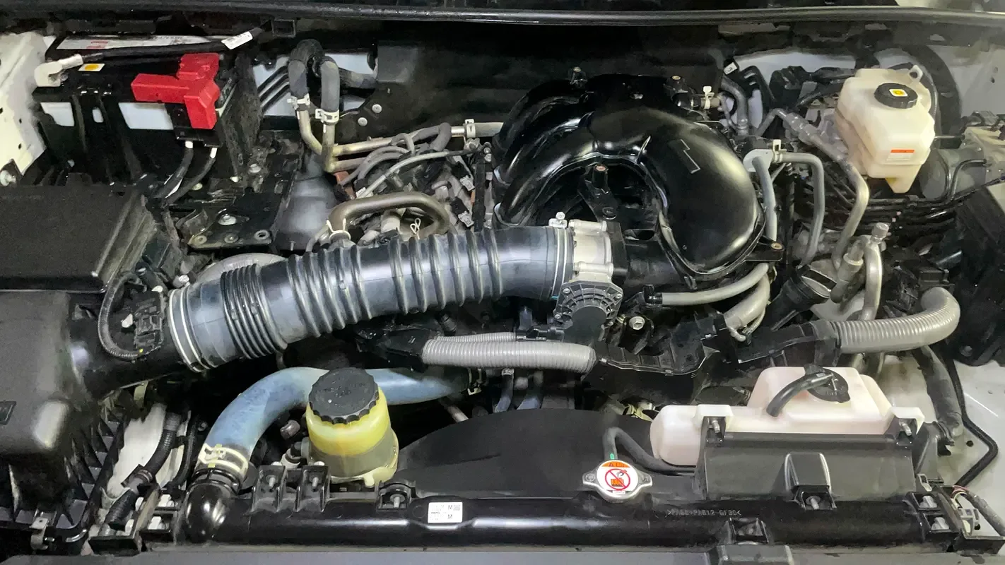 Toyota Land Cruiser 4.0 AT 4WD (275 حصان) - 13