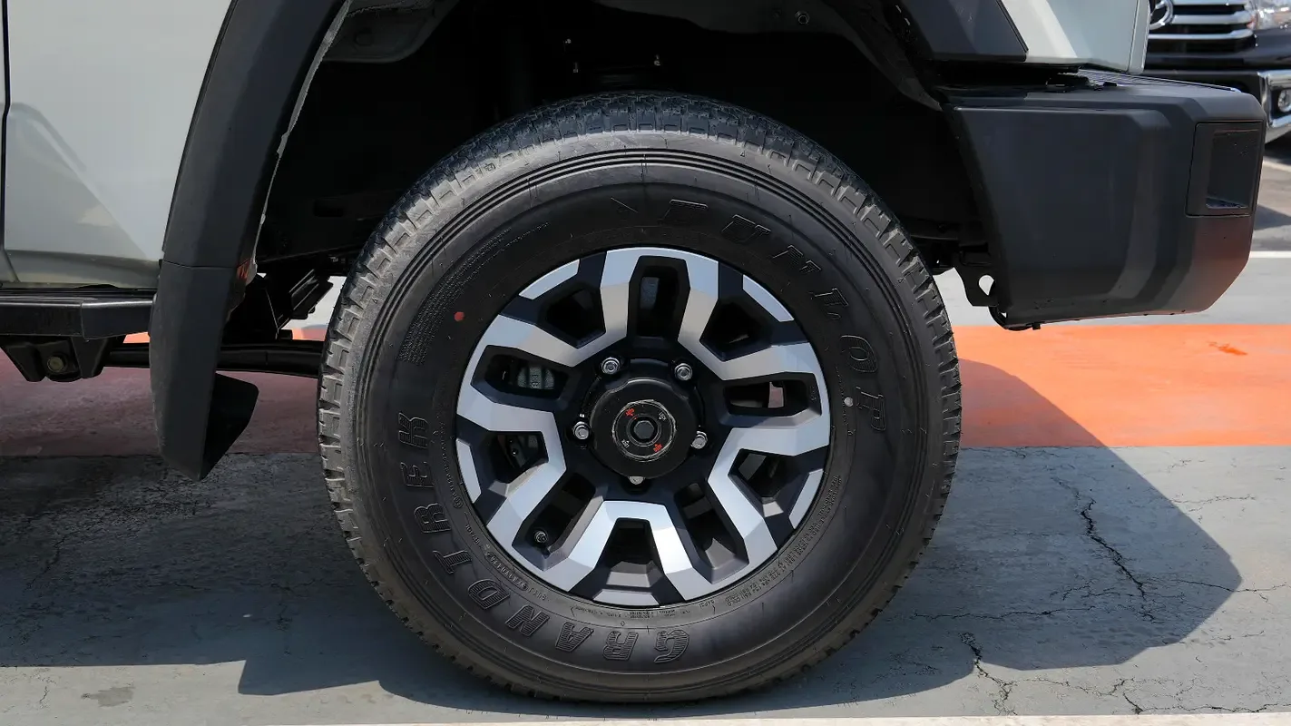 Toyota Land Cruiser 4.0 AT AWD (228 hp) - 10