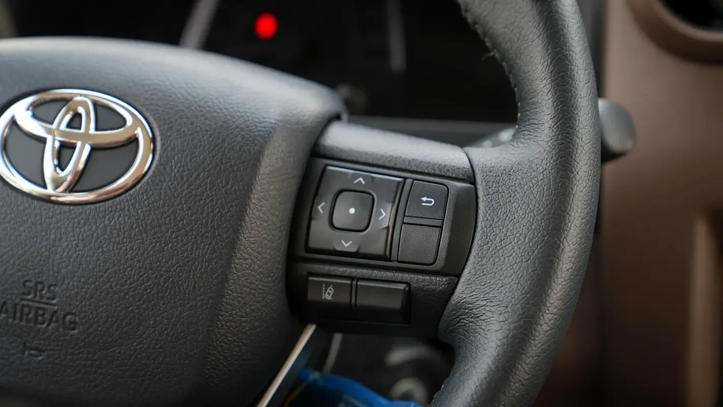 Toyota Land Cruiser 4.0 AT AWD (228 hp) - 14