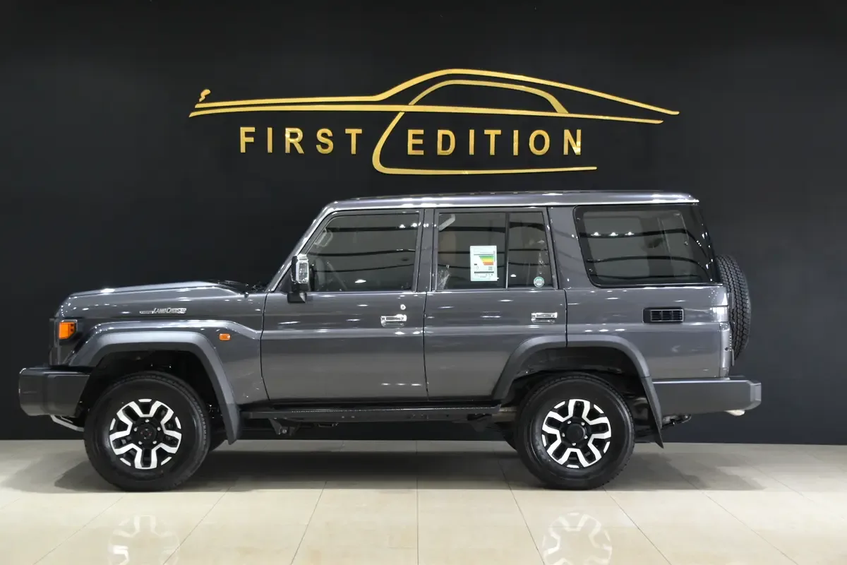 Toyota Land Cruiser 4.0 AT AWD (228 حصان) - 5