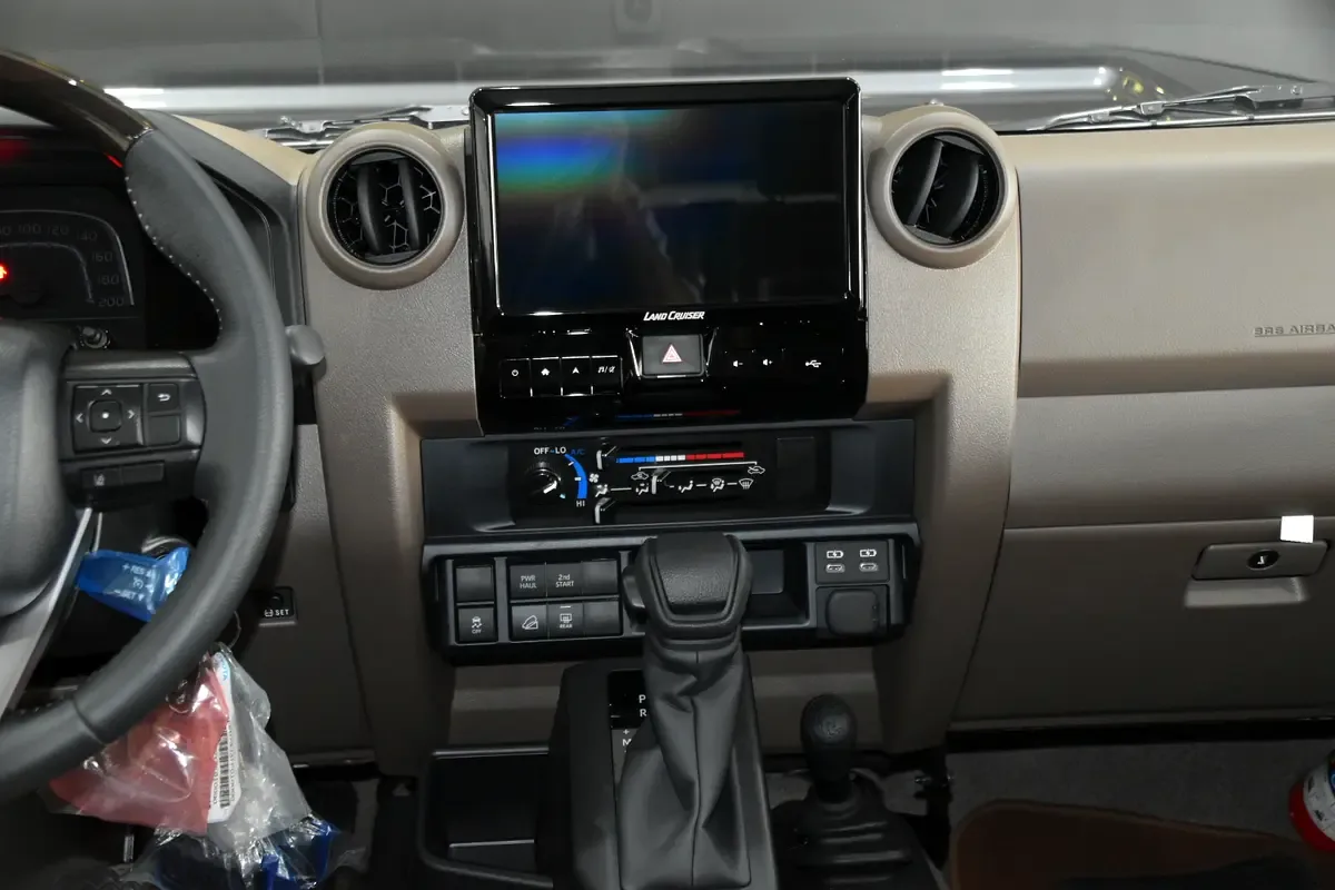 Toyota Land Cruiser 4.0 AT AWD (228 حصان) - 15