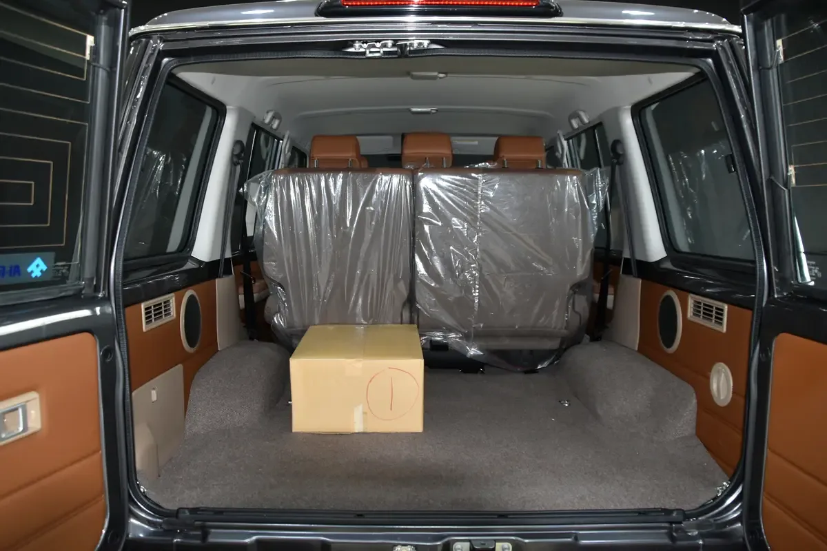 Toyota Land Cruiser 4.0 AT AWD (228 حصان) - 18