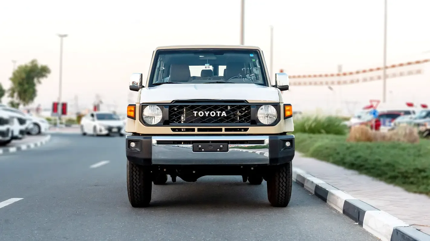 Toyota Land Cruiser 4.0 AT AWD (228 حصان) - 4