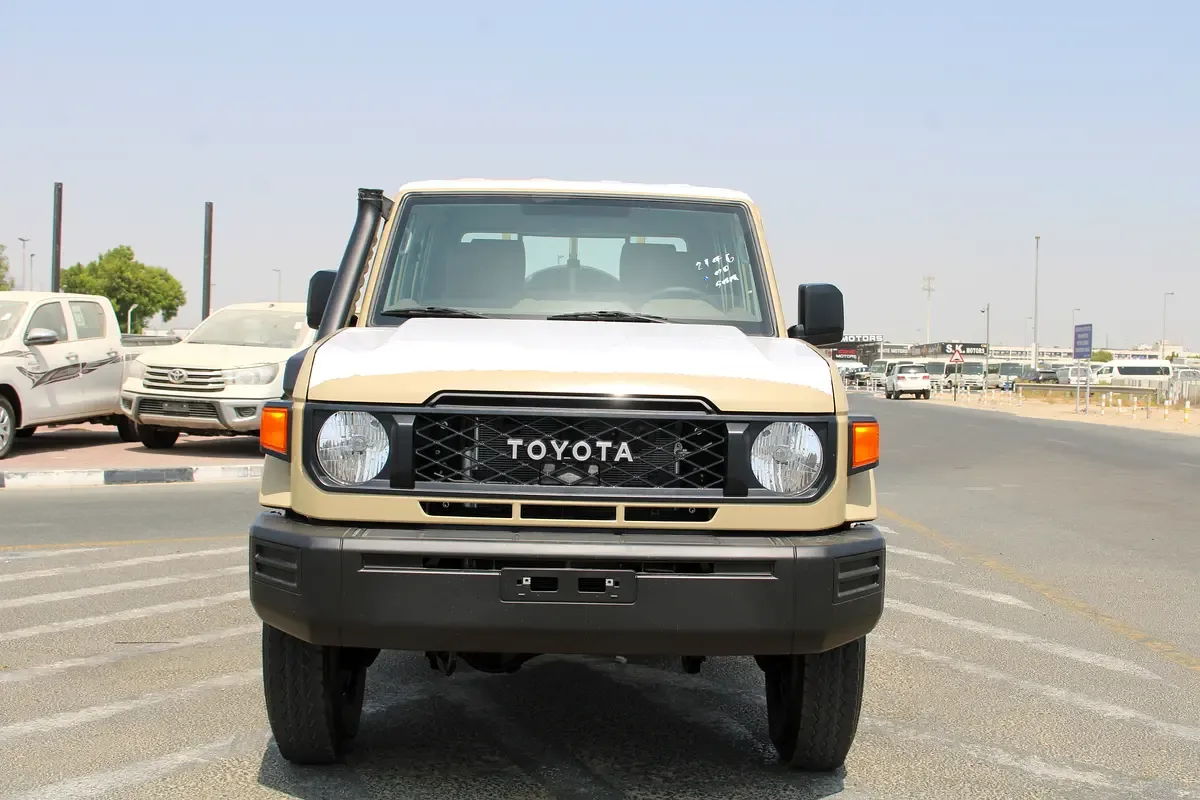 Toyota Land Cruiser 4.0 AT AWD (228 hp) - 2
