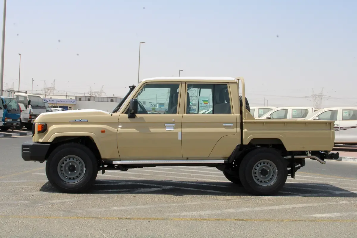 Toyota Land Cruiser 4.0 AT AWD (228 hp) - 3