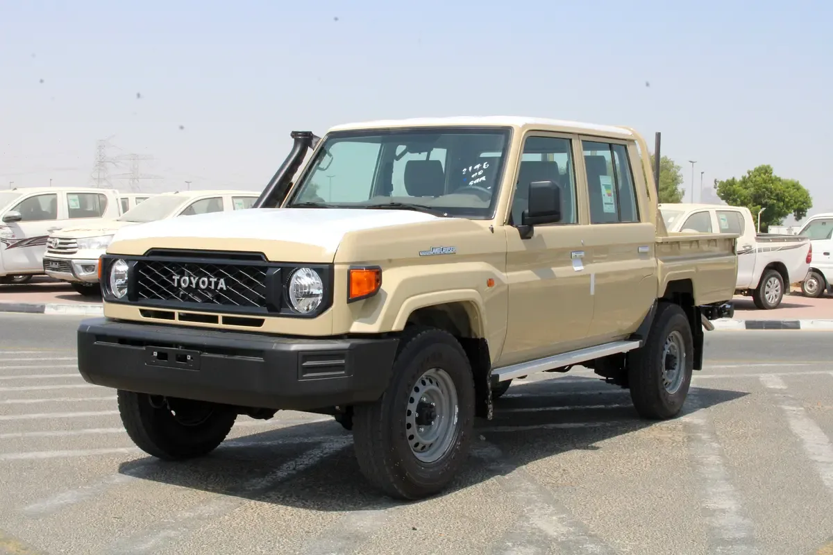 Toyota Land Cruiser 4.0 AT AWD (228 hp)