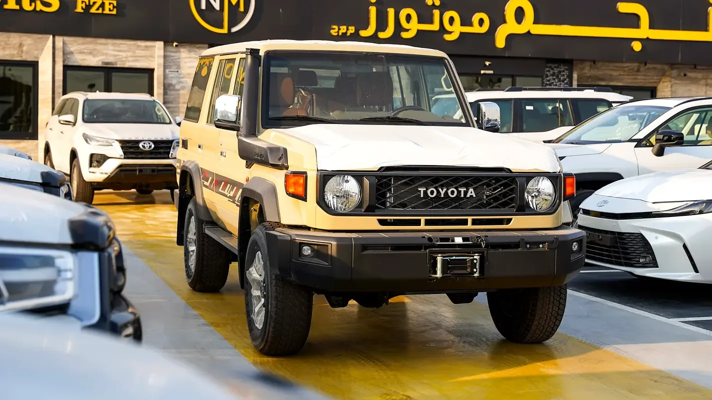 Toyota Land Cruiser 4.0 AT AWD (228 hp) - 3