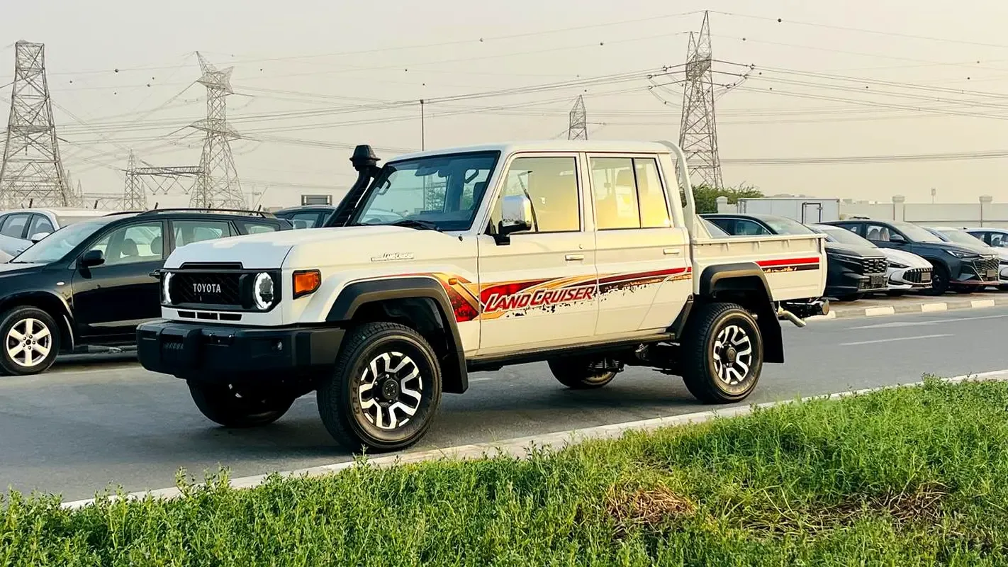 Toyota Land Cruiser 4.5 MT 4WD (205 hp)
