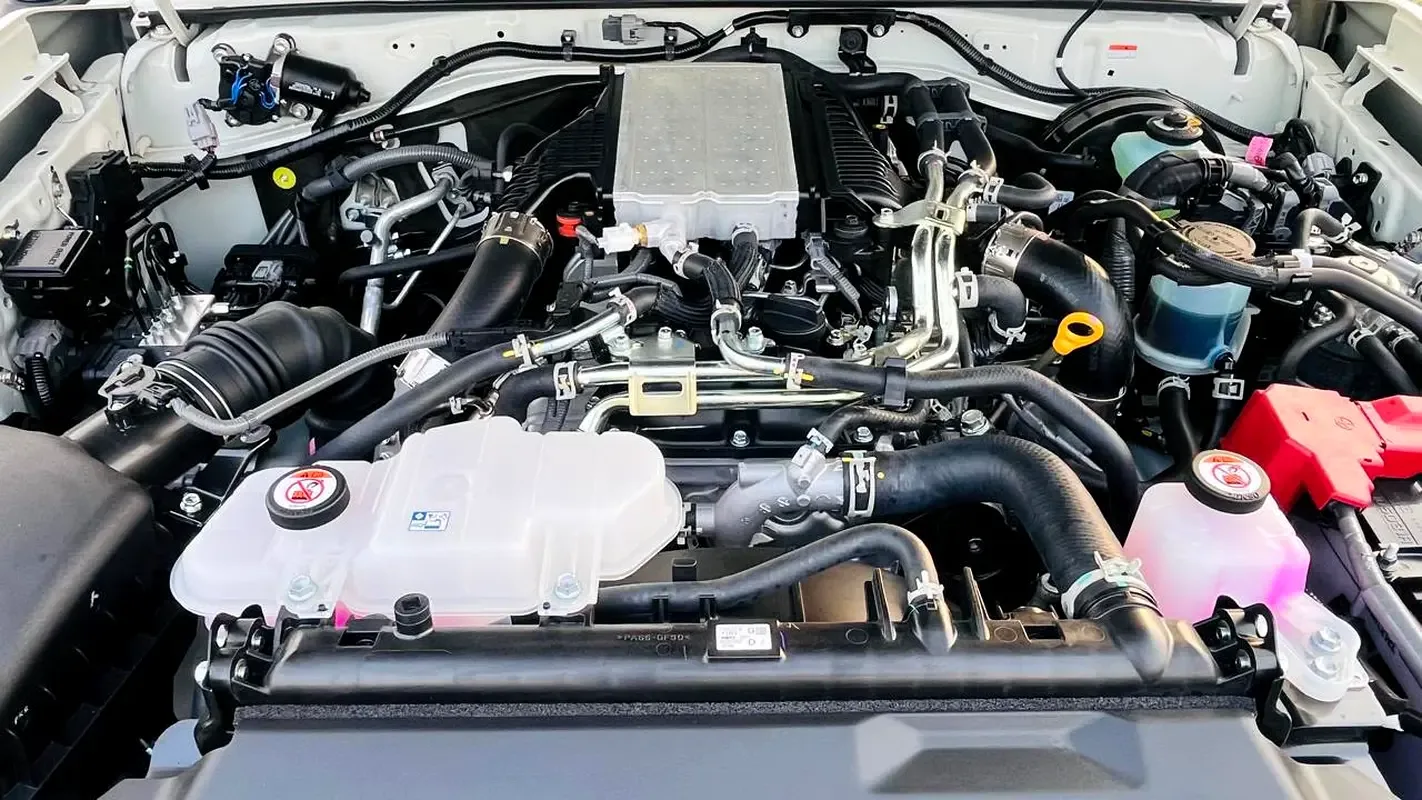 Toyota Land Cruiser 4.5 MT 4WD (205 حصان) - 10