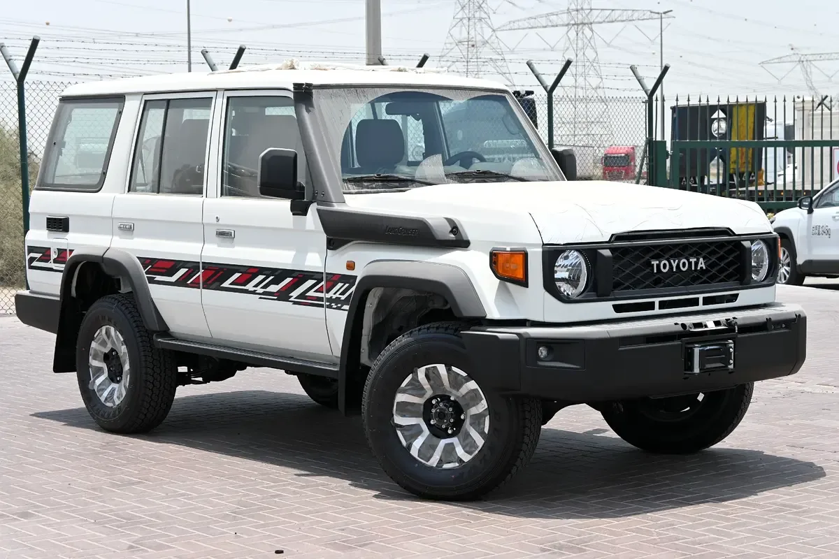 Toyota Land Cruiser 4.5 MT 4WD (205 hp)