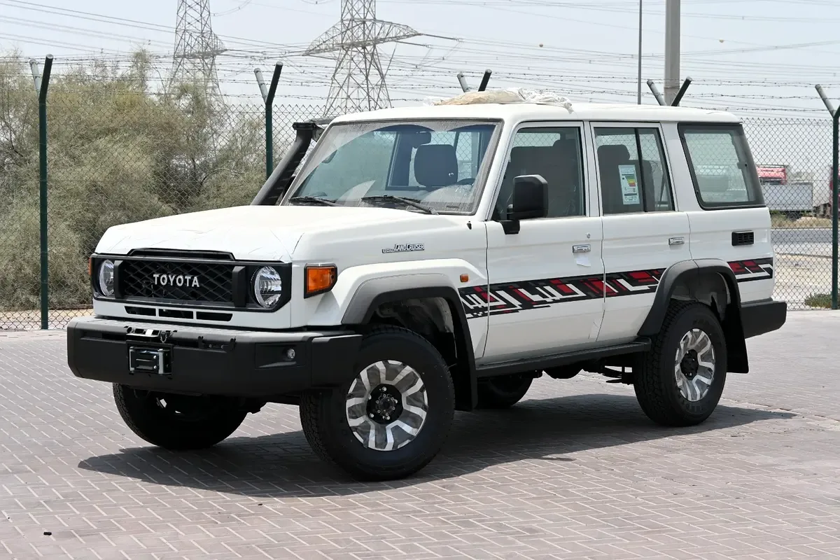 Toyota Land Cruiser 4.5 MT 4WD (205 حصان) - 3