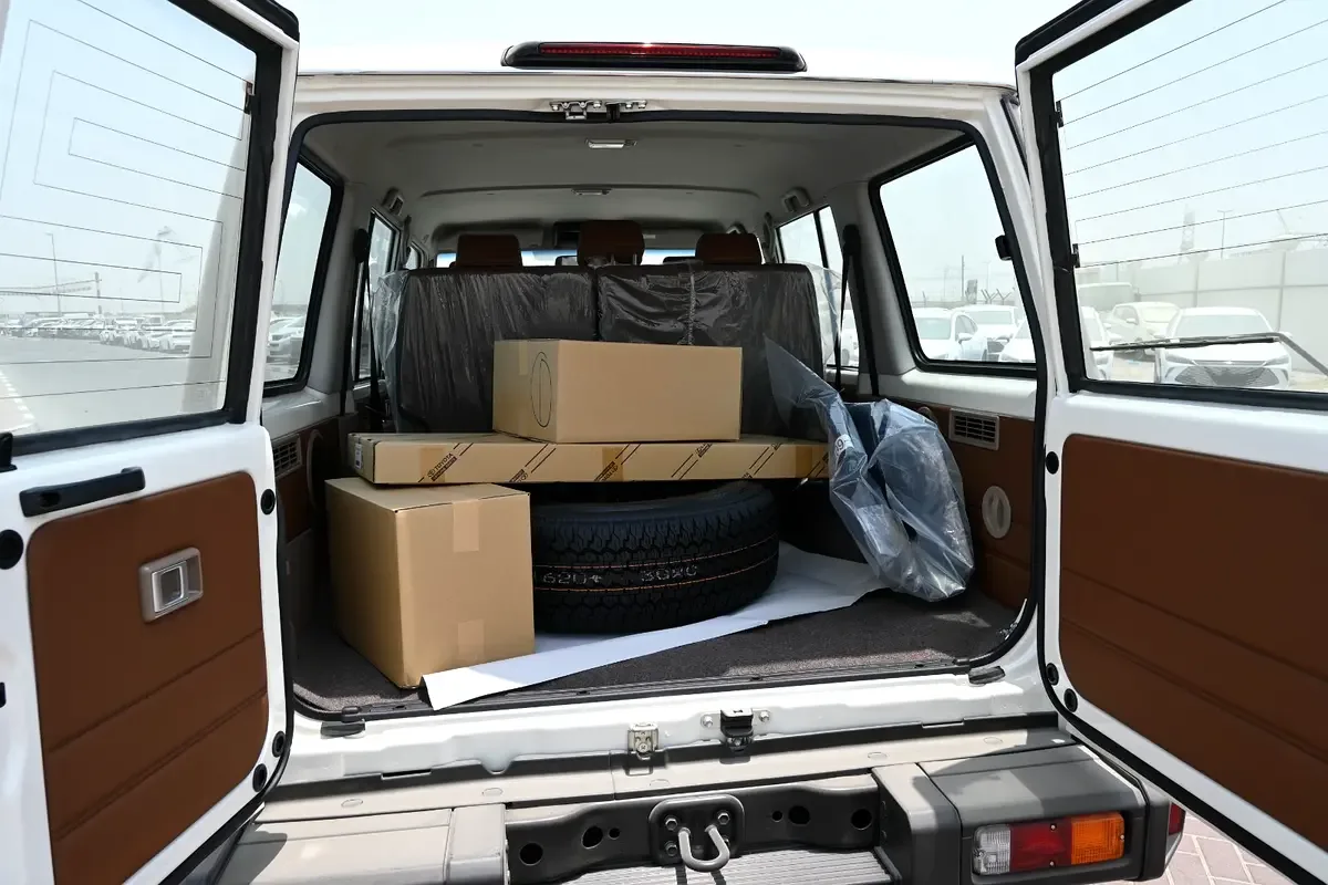 Toyota Land Cruiser 4.5 MT 4WD (205 حصان) - 7