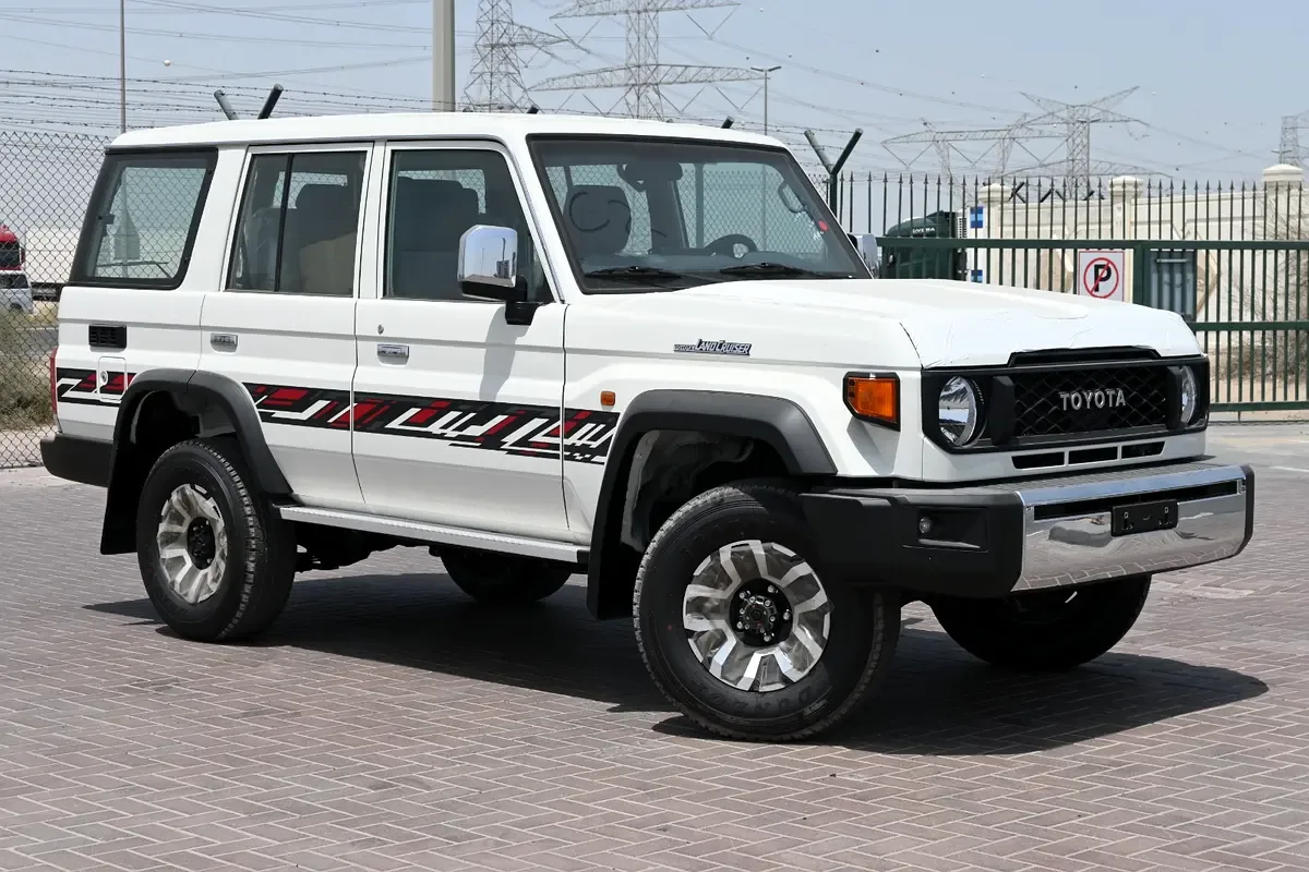 Toyota Land Cruiser 4.5 MT 4WD (205 hp)