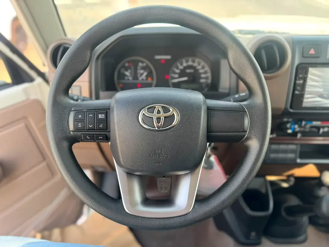 Toyota Land Cruiser 4.5 MT 4WD (205 hp) - 7