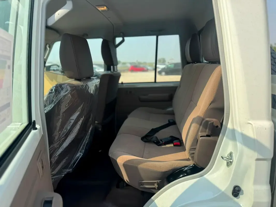 Toyota Land Cruiser 4.5 MT 4WD (205 hp) - 17