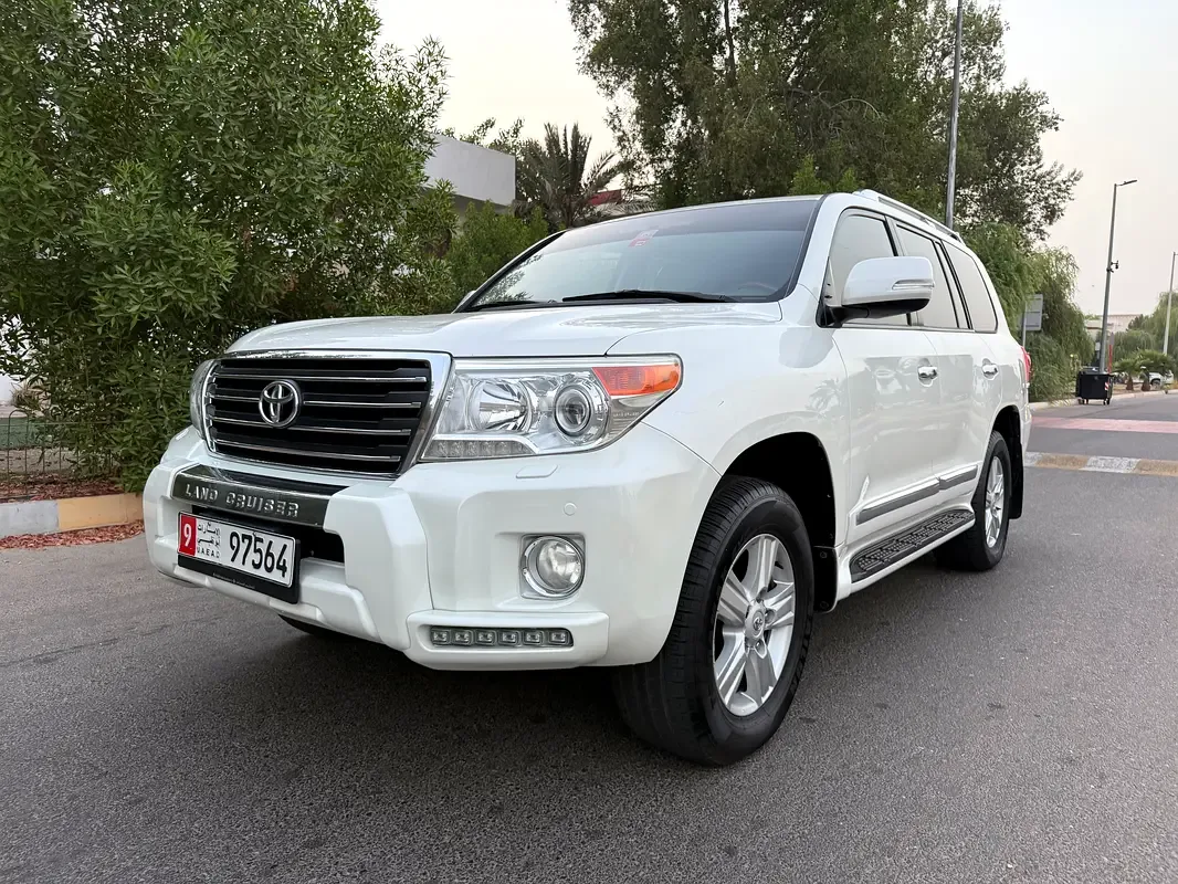 Toyota Land Cruiser 4.5 MT AWD (202 hp)