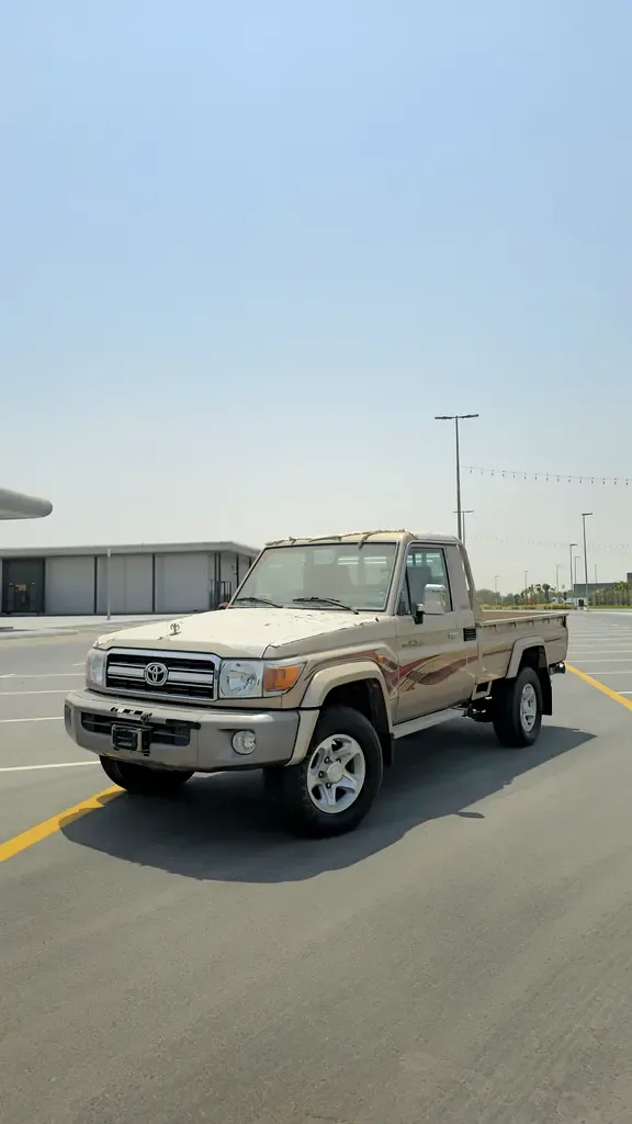 Toyota Land Cruiser 4.5 MT AWD (202 hp)