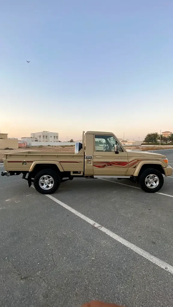 Toyota Land Cruiser 4.5 MT AWD (202 hp)