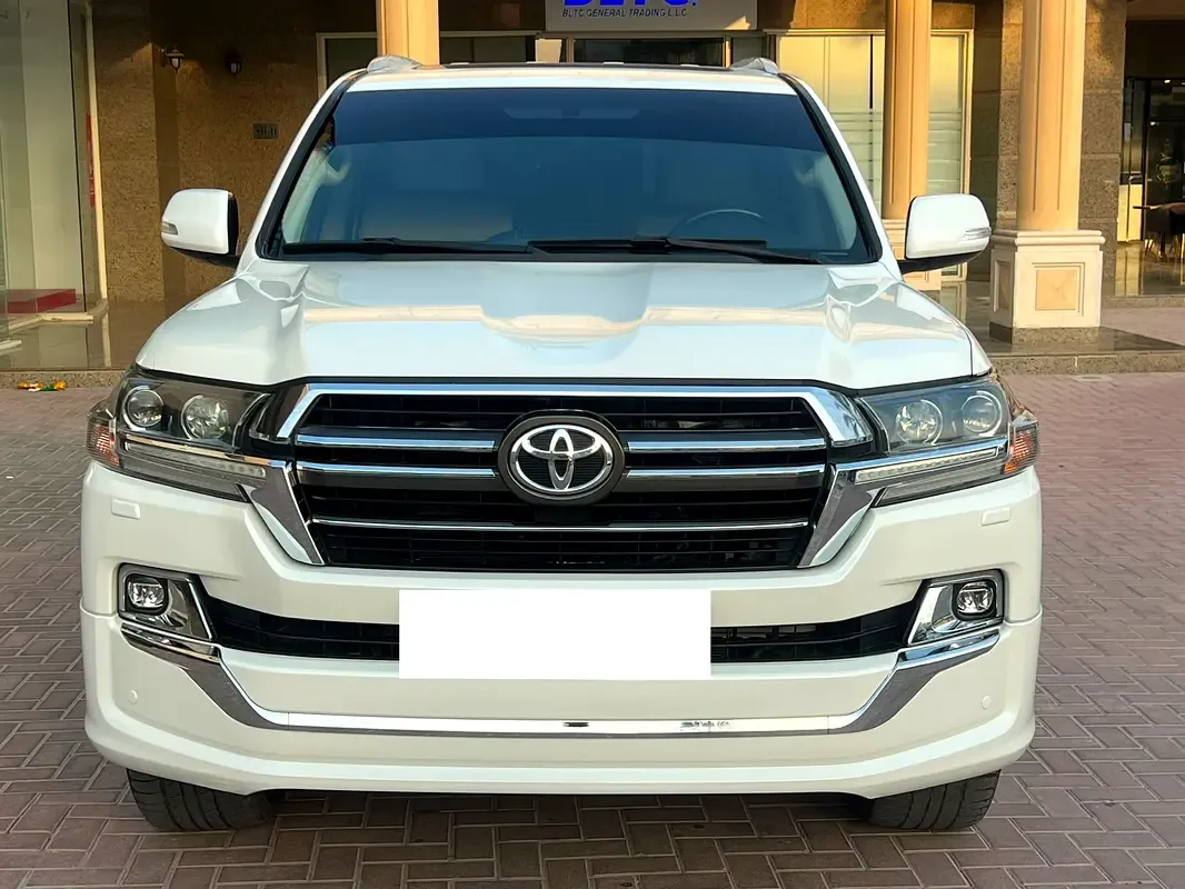 Toyota Land Cruiser 4.6 AT (309 hp)