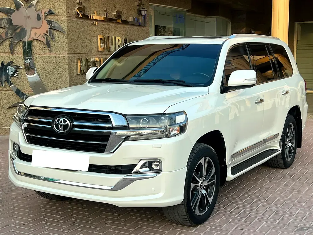 Toyota Land Cruiser 4.6 AT (309 حصان) - 4