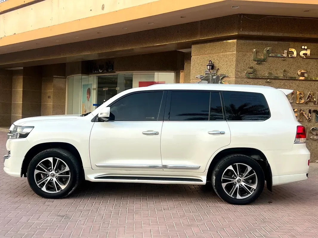 Toyota Land Cruiser 4.6 AT (309 حصان) - 5