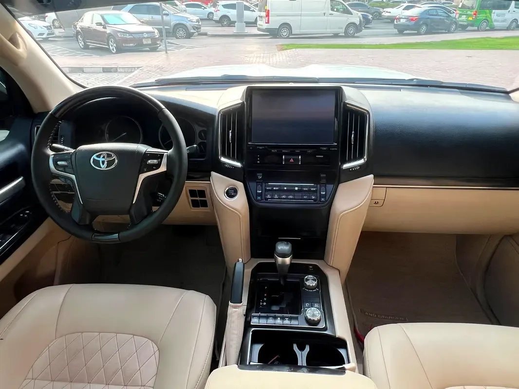 Toyota Land Cruiser 4.6 AT (309 حصان) - 18