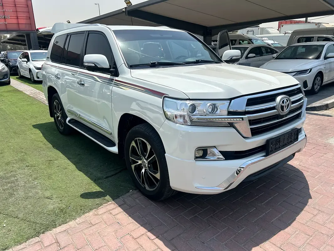 Toyota Land Cruiser 4.6 AT (309 hp)