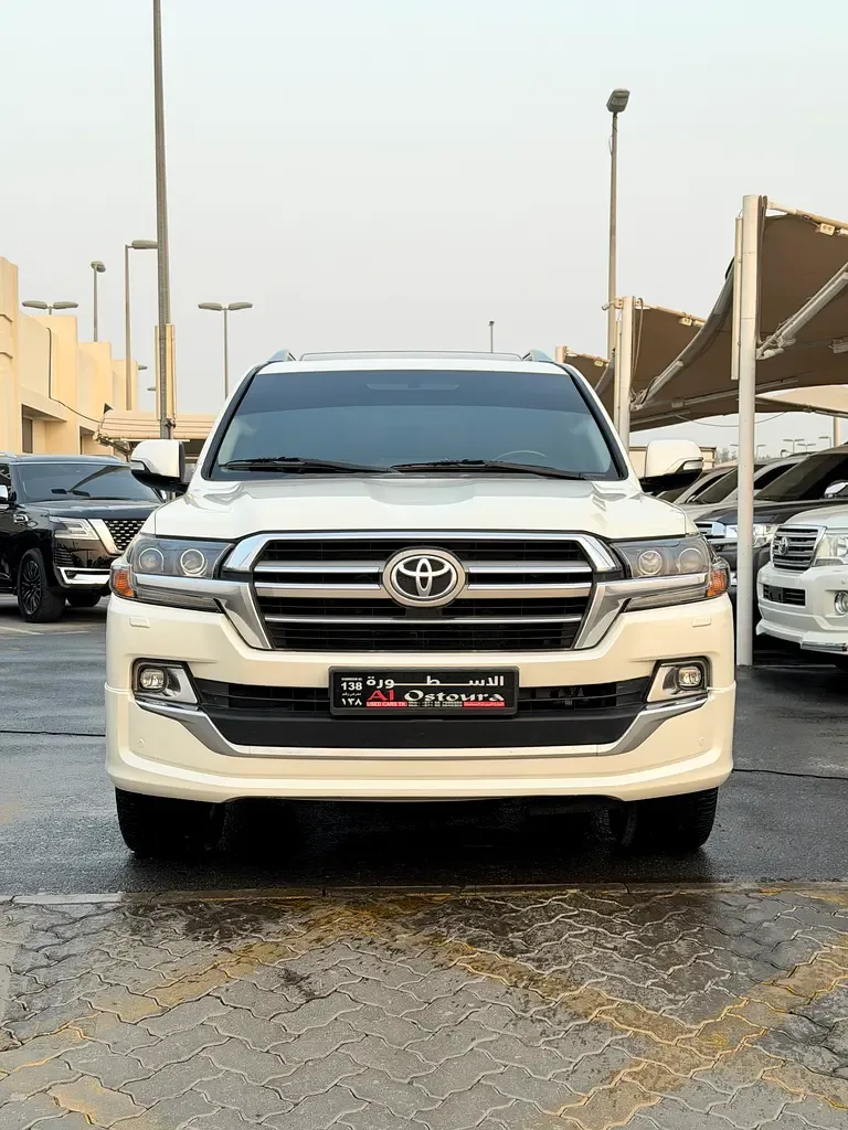 Toyota Land Cruiser 4.6 AT (309 hp)