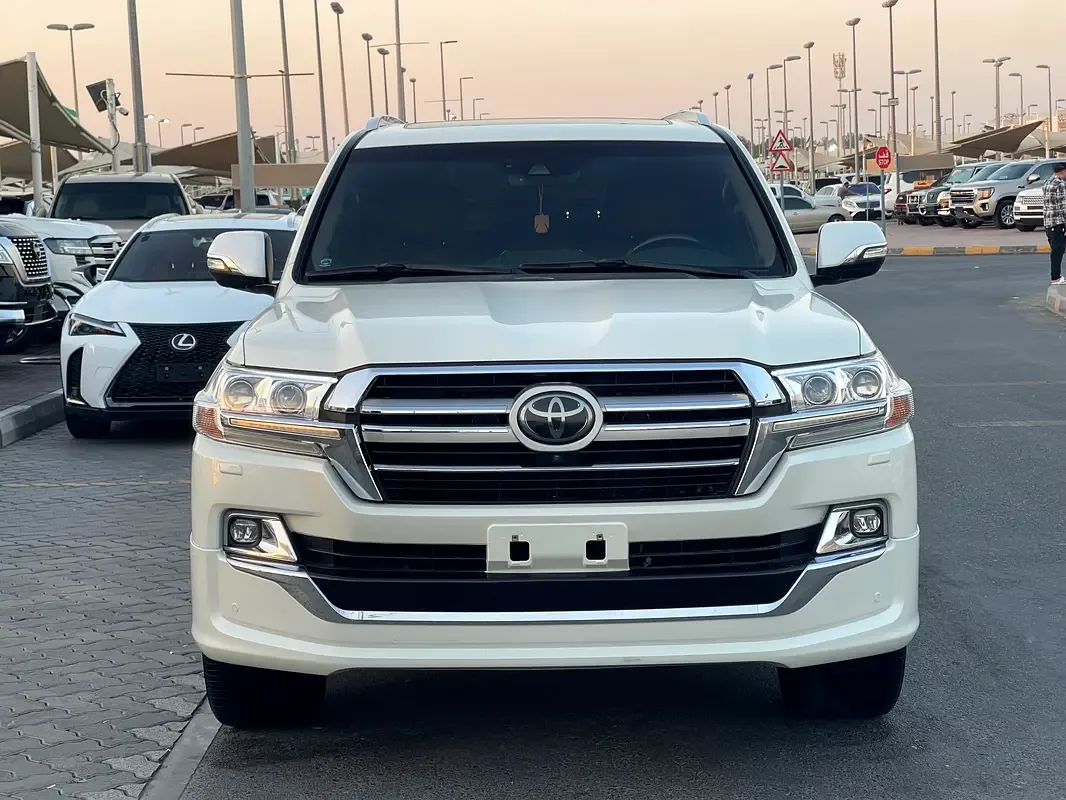Toyota Land Cruiser 4.6 AT (309 hp)