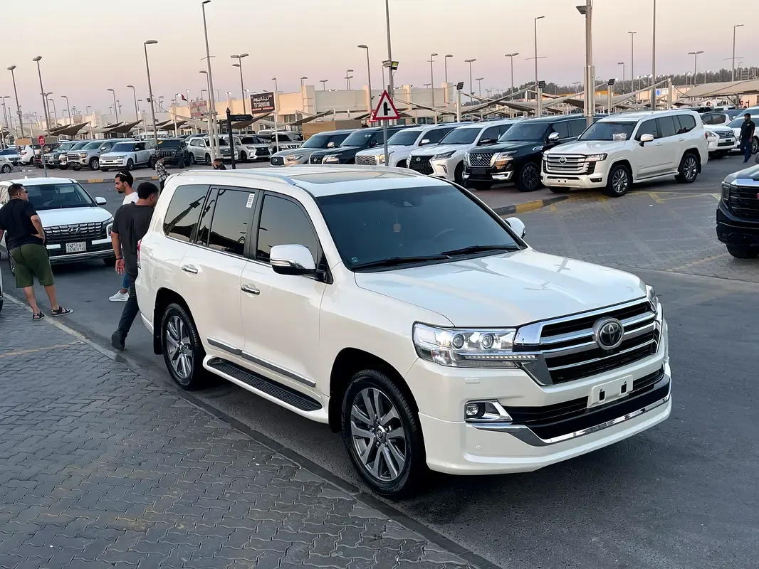 Toyota Land Cruiser 4.6 AT (309 حصان) - 9