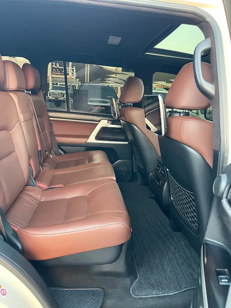 Toyota Land Cruiser 4.6 AT (309 حصان) - 15