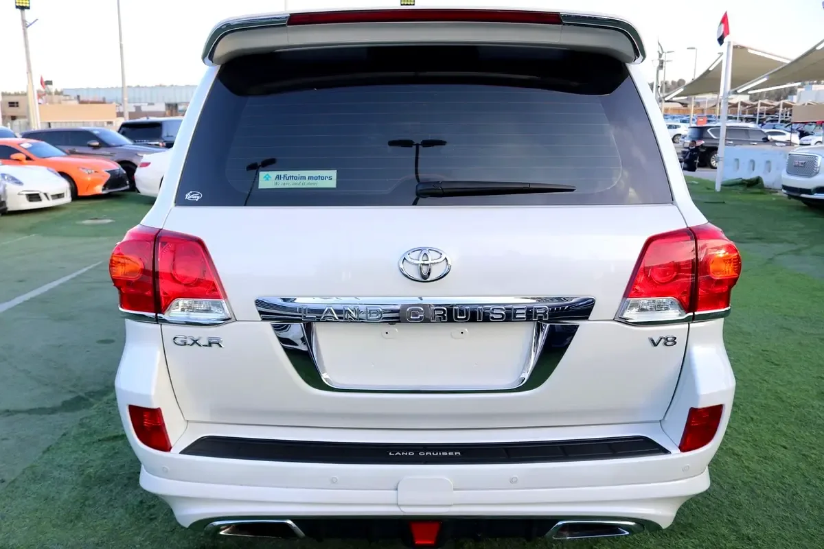 Toyota Land Cruiser 4.6 AT (309 حصان) - 6