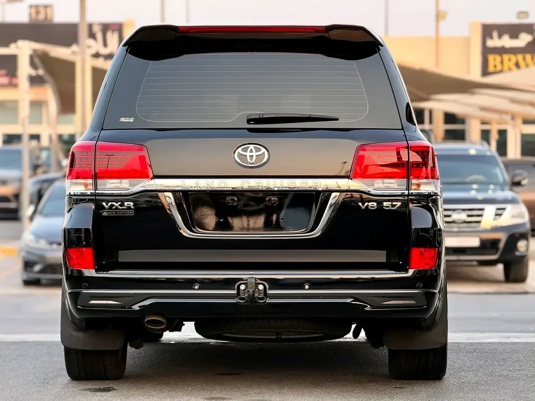 Toyota Land Cruiser 4.6 AT (309 hp) - 12