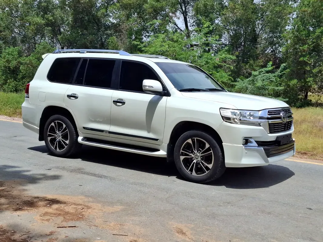 Toyota Land Cruiser 4.6 AT (309 hp) - 2