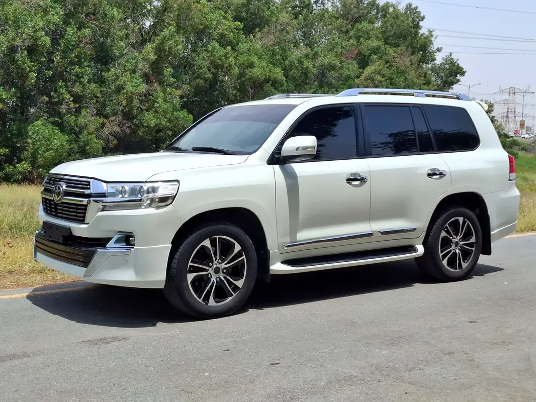 Toyota Land Cruiser 4.6 AT (309 hp)