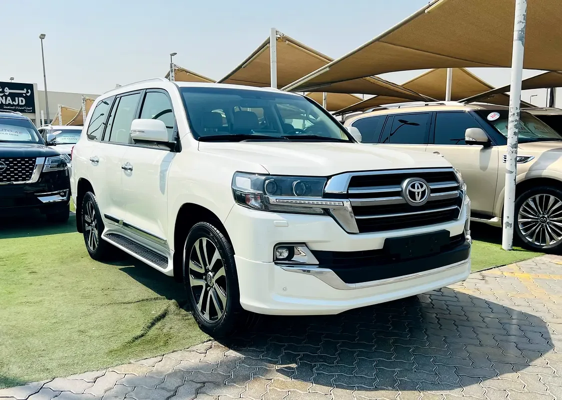Toyota Land Cruiser 4.6 AT (309 hp)