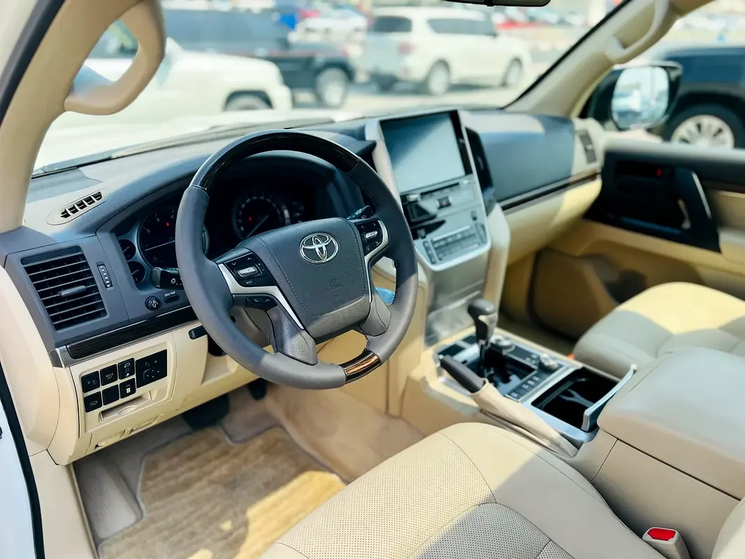 Toyota Land Cruiser 4.6 AT (309 حصان) - 7