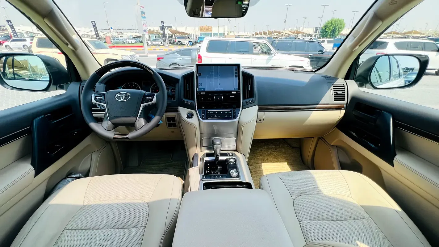 Toyota Land Cruiser 4.6 AT (309 حصان) - 12