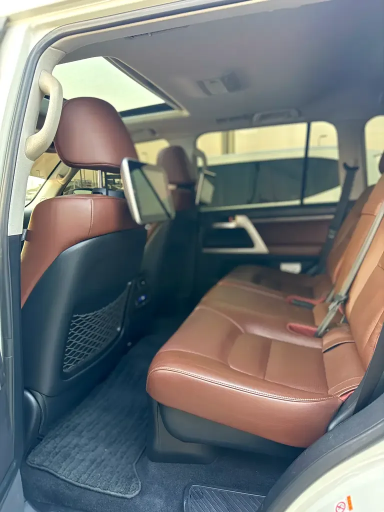 Toyota Land Cruiser 4.6 AT (309 حصان) - 7